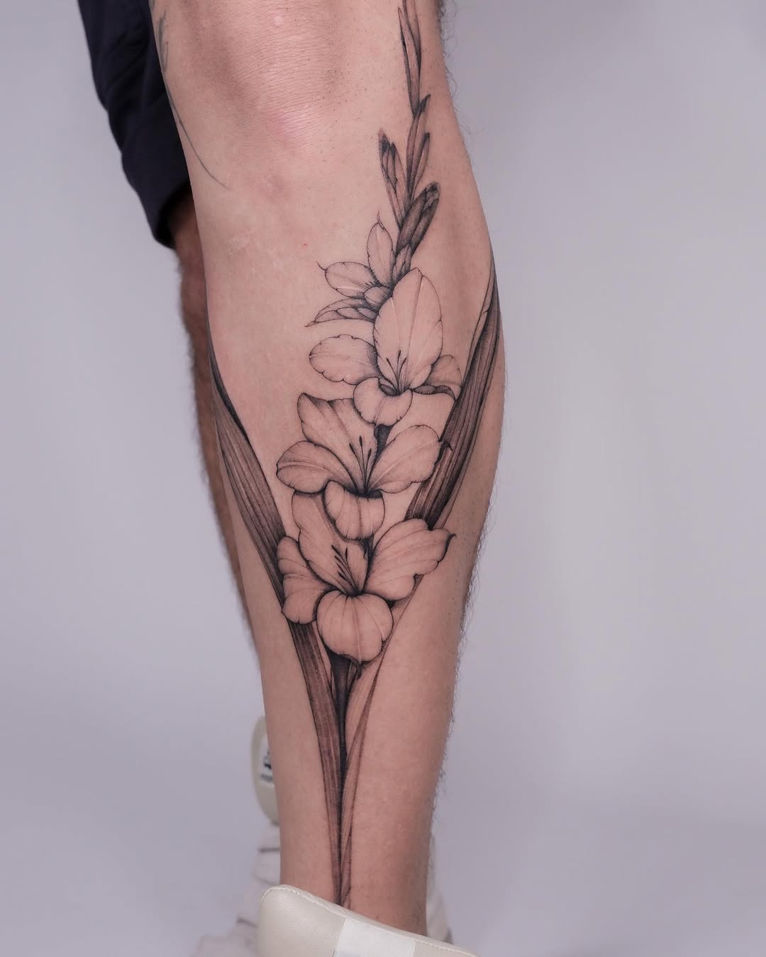 25 Gladiolus Tattoo Ideas with Simple Designs, Fine Line, Color and More