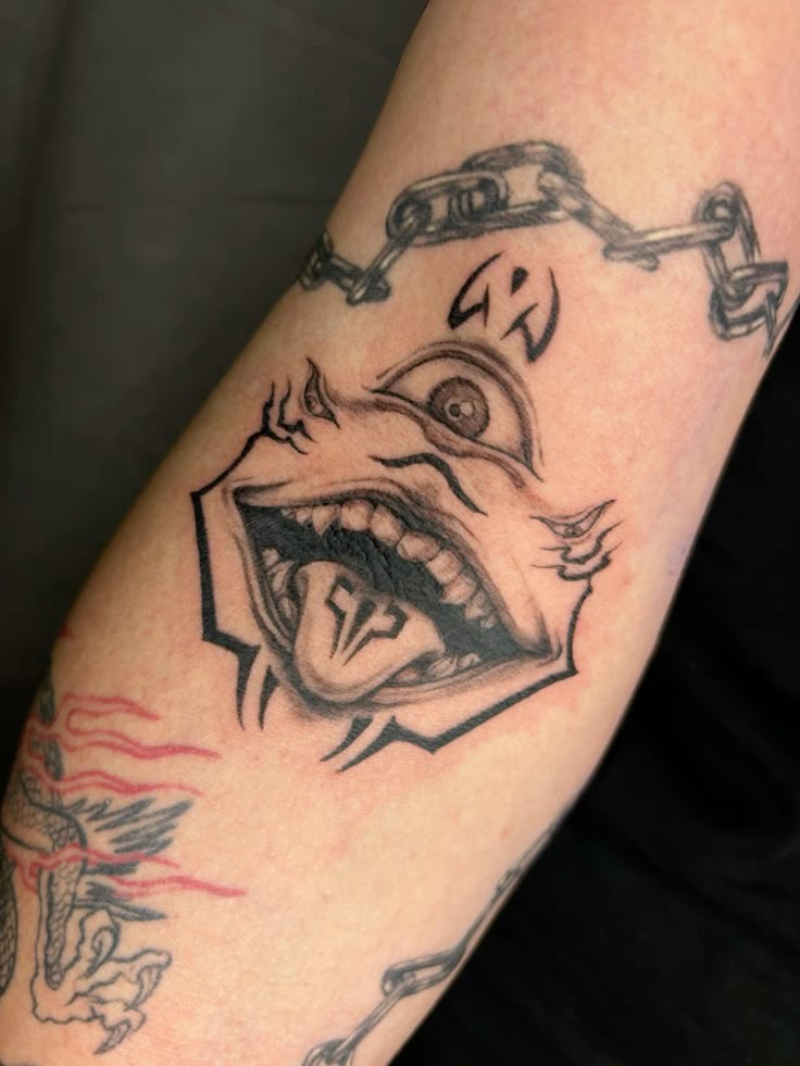 29 Unique Sukuna Tattoo Designs to Try on Your Arms, Hands, Face, Back, Legs, or Signified Parts in