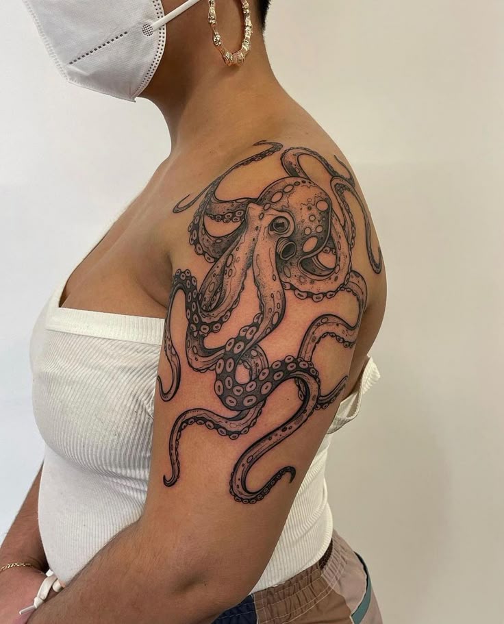 27 Octopus Tattoo Ideas for Men & Women Realistic, Sleeve, Leg, Shoulder & Tiny Octopus Designs