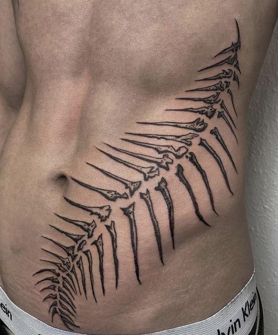 22 Ideas for Lower Stomach Tattoos: Stunning Designs and Unique Personal Statements