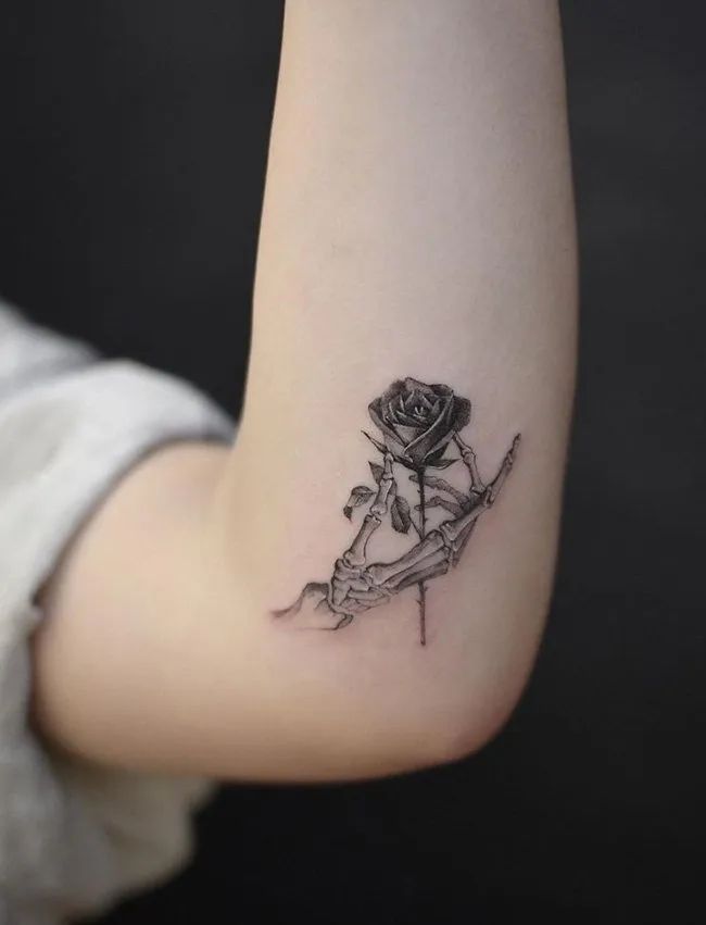 28 Skeleton Hand Tattoo Ideas Designs for Guy and Girl, Floral, Butterfly, Red ink and Full Body