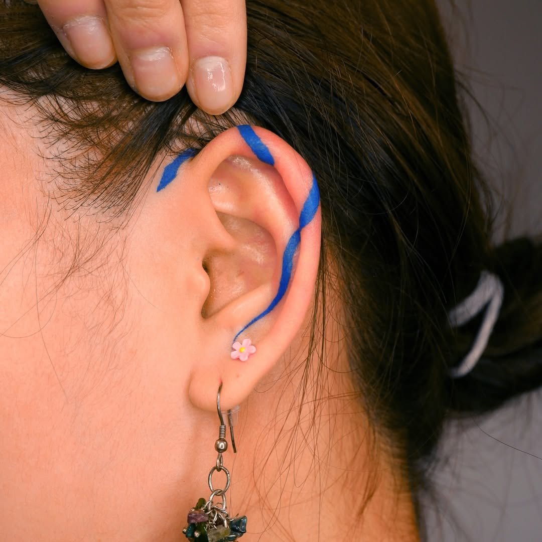 28 Ear Tattoo Ideas for Women and Men with Piercings Inner, Behind, Side, Fine Line, Flowers, Mandala, Moon, Rose, Cross, Stars, Spider Web