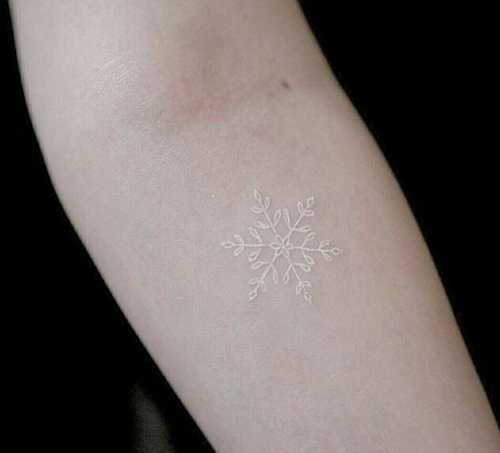 25 Snowflake Tattoo Ideas