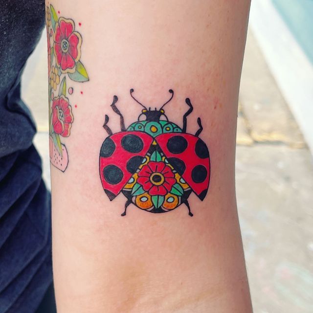 29 Ladybug Tattoo Ideas with Stencil Designs, Fine Line, Traditional Style, Gothic, Floral