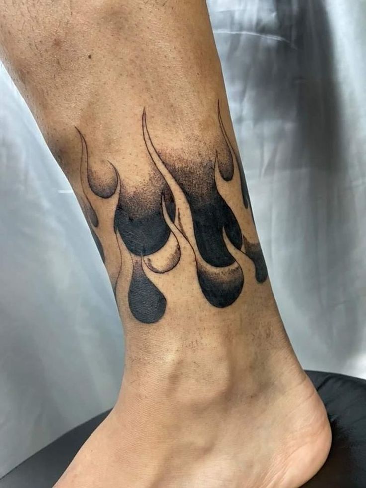 29 Leg Tattoo Ideas for Men and Women Thigh, Calf, and Lower Leg Designs from Cybersigilism