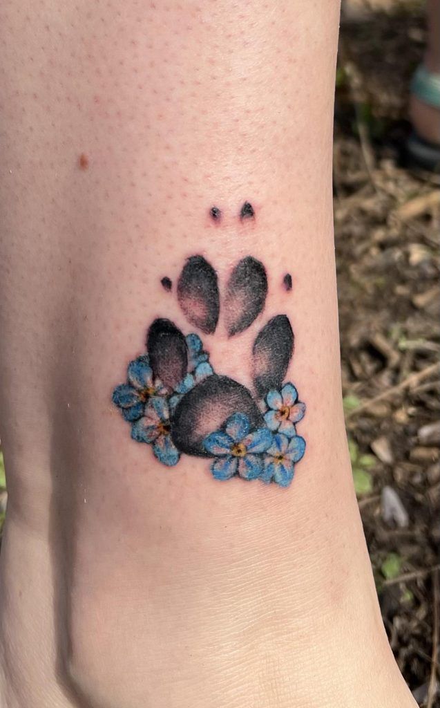 28 Paw Print Tattoo Ideas for Dog & Cat Lovers Memorial, Floral, Watercolor, Fine Line