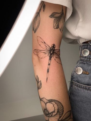 Discover 24 Ideas Unique Dragonfly Tattoo Designs for