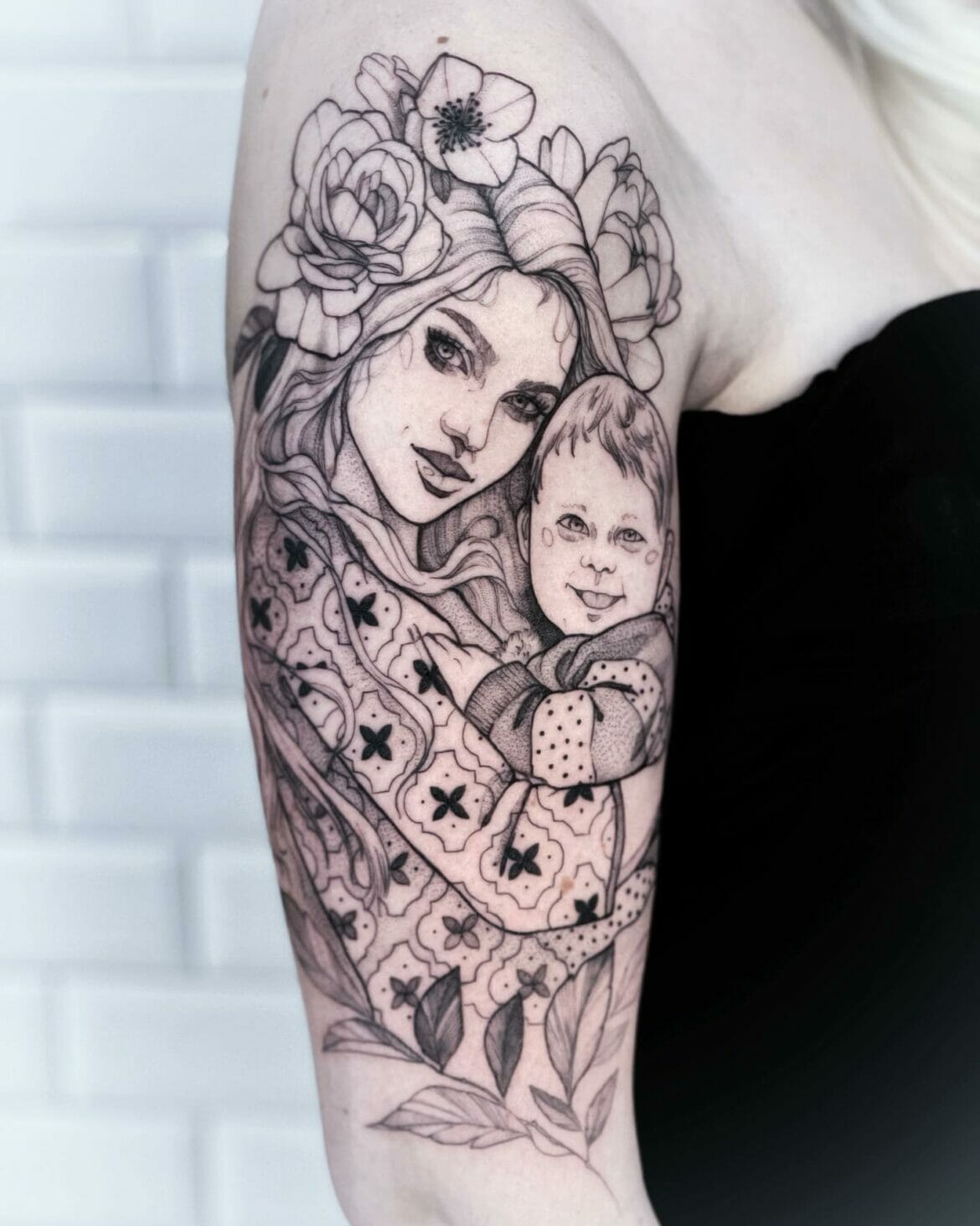 Mom Tattoos Ideas : Fresh Tattoos Ideals of Daughter, Son, Traditional, Simple, and Grief Inkige