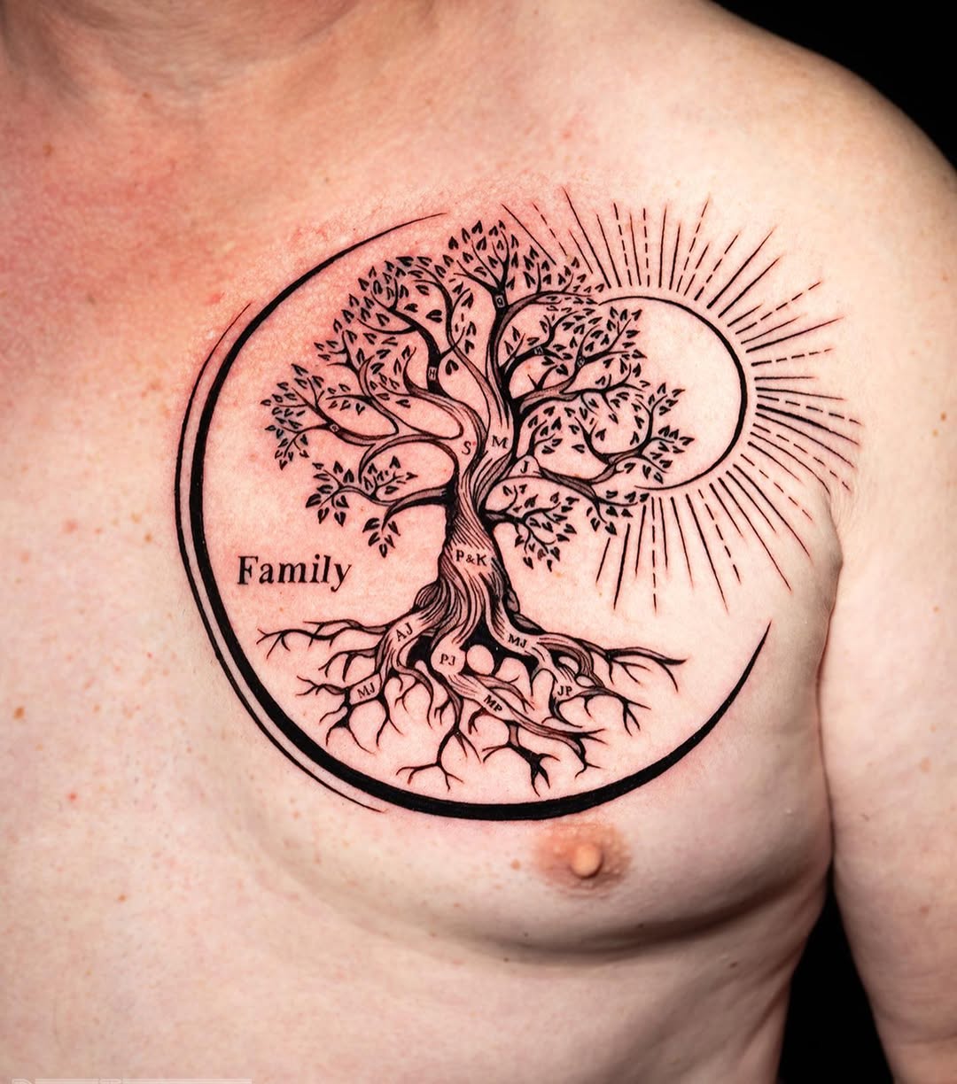 28 Family Tree Tattoo Designs Full of Meaning and Inspiration