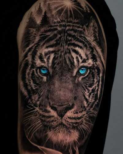 25 Tiger Tattoo on Thigh Ideas