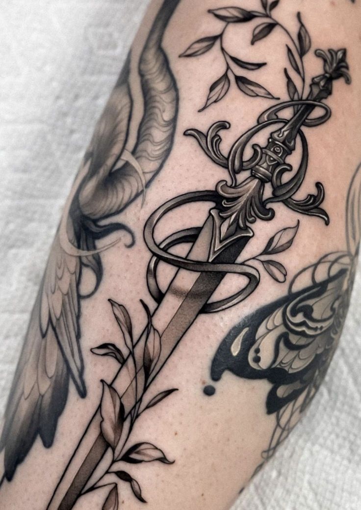 30 Dagger Tattoo Ideas : Neotraditional, Fine Line, Gothic, Butterfly, Panther, Fantasy Designs