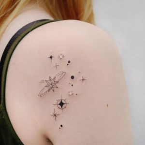 23 Fashionable Shoulder Tattoo Ideas for Women