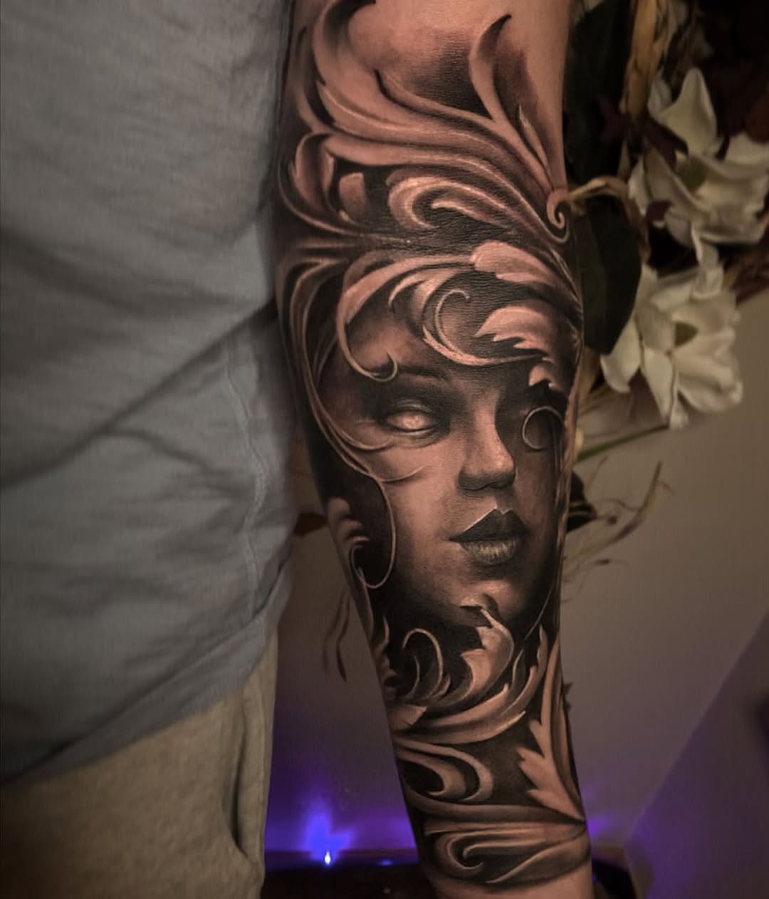 27 Filigree Tattoo Ideas: Baroque Scrollwork That Moves With the Body