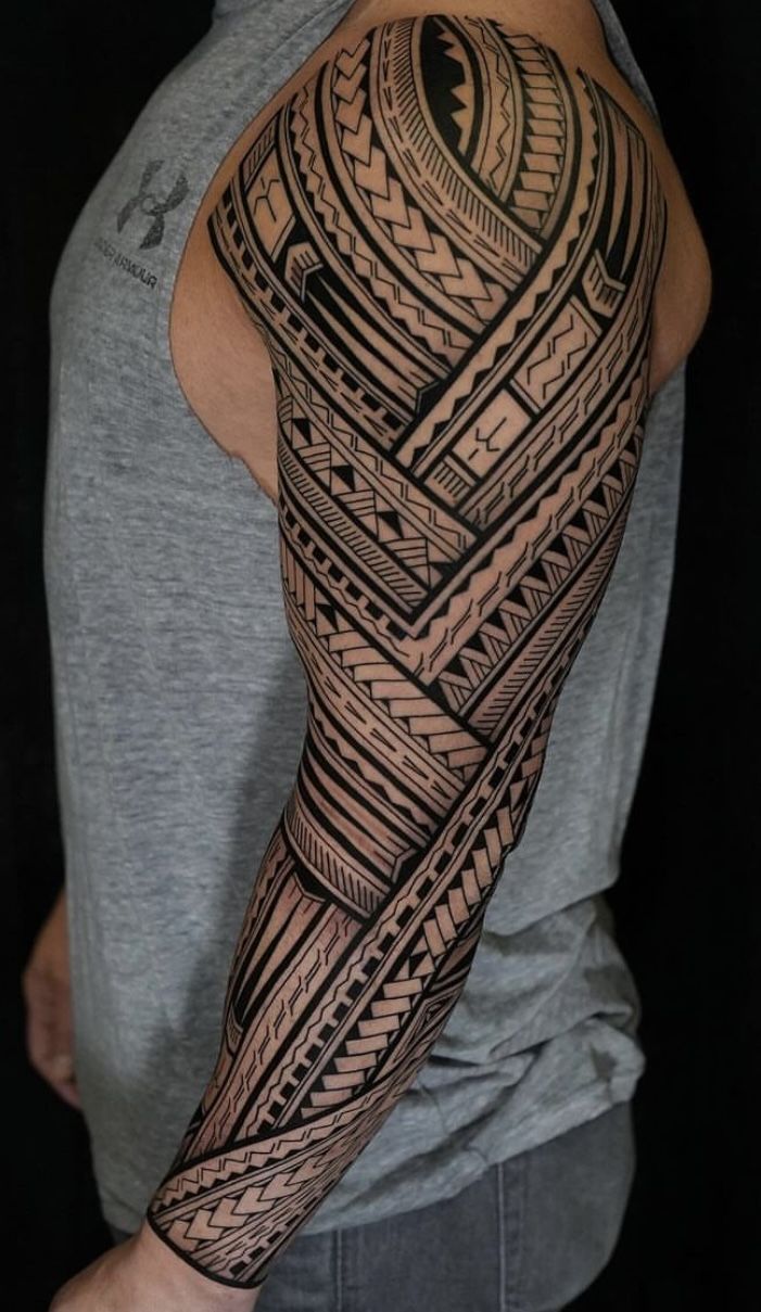 25 Ideas Tribal Tattoo Designs: Bold, Geometric, and Abstract Ink Styles