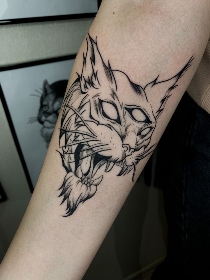 27 Black Cat Tattoo Ideas Realistic, Minimalist, Traditional & Witchy Designs