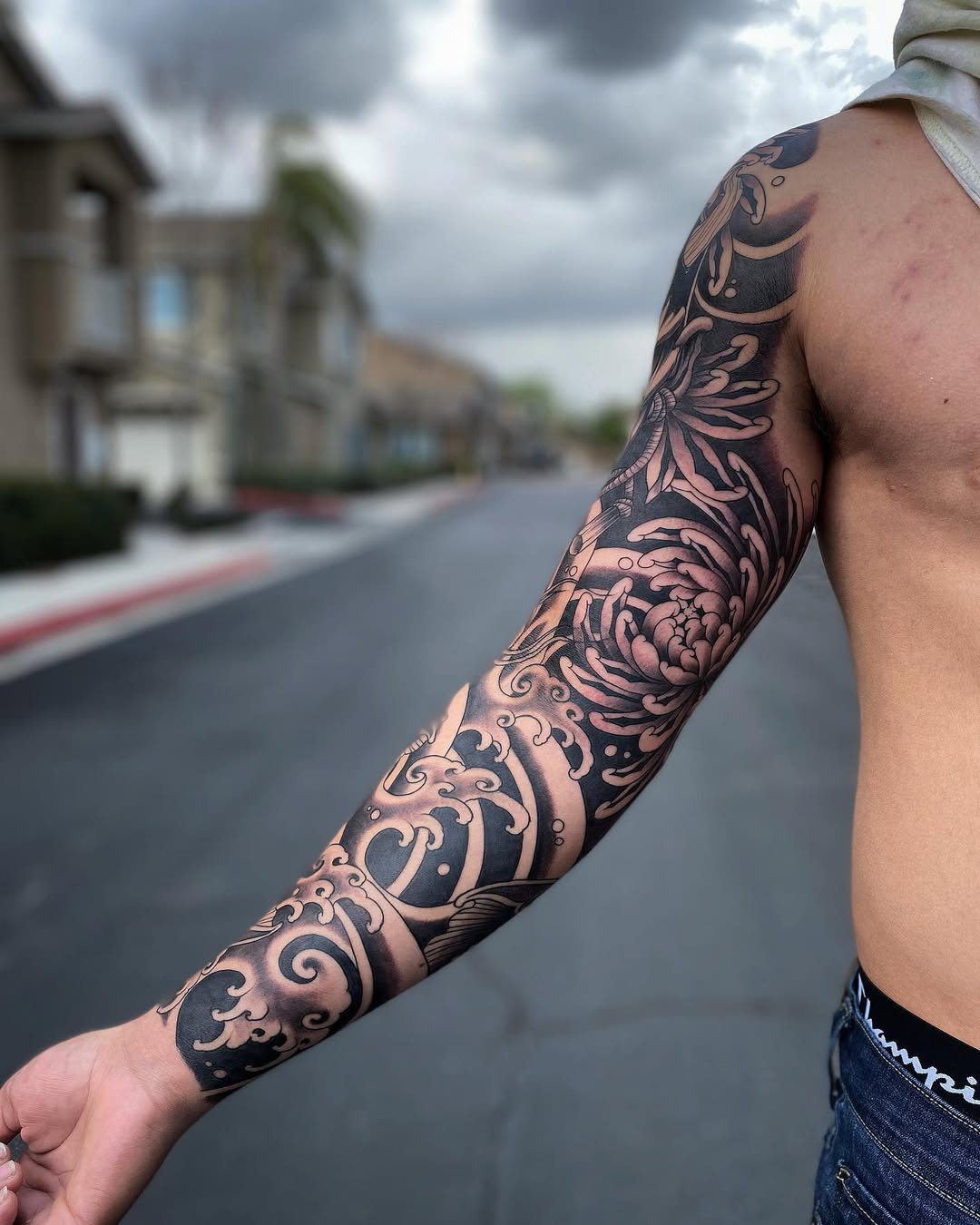 28 Full Sleeve Tattoo Ideas for Women & Men Japanese, Fine Line & Colorful Design Inspiration