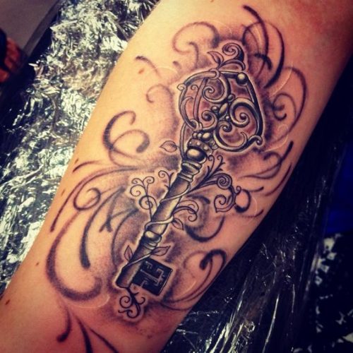 20 Pirate Tattoo Inspiration and Ideas