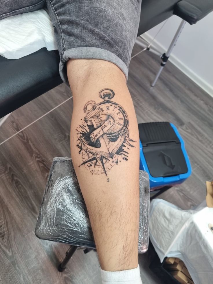 28 Compass Tattoo Ideas : Designs for Men and Women, Anchor, Traditional and More