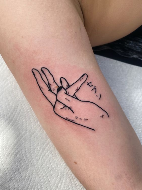 29 Tokyo Ghoul Tattoo Ideas Kaneki Designs, Juuzou Ink, Centipede Tattoos, & Spider Lily Florals