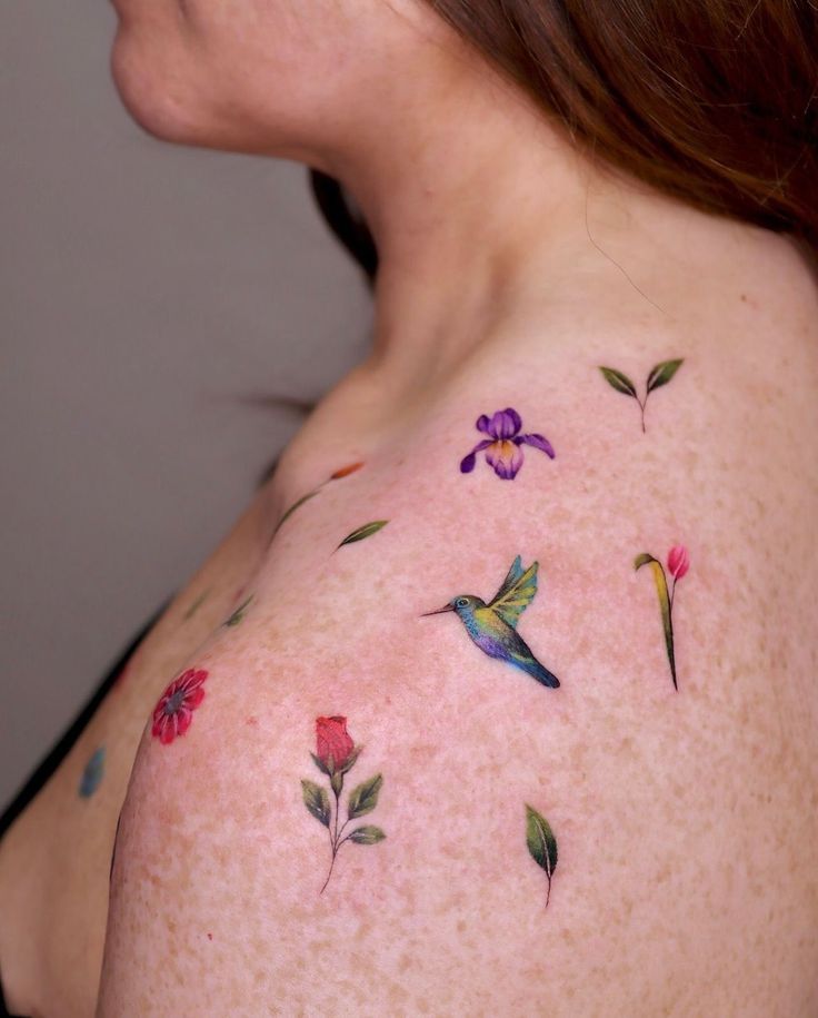 27 Stunning Hummingbird Tattoo Ideas for : Realistic, Minimalist, Geometric & Colorful Designs