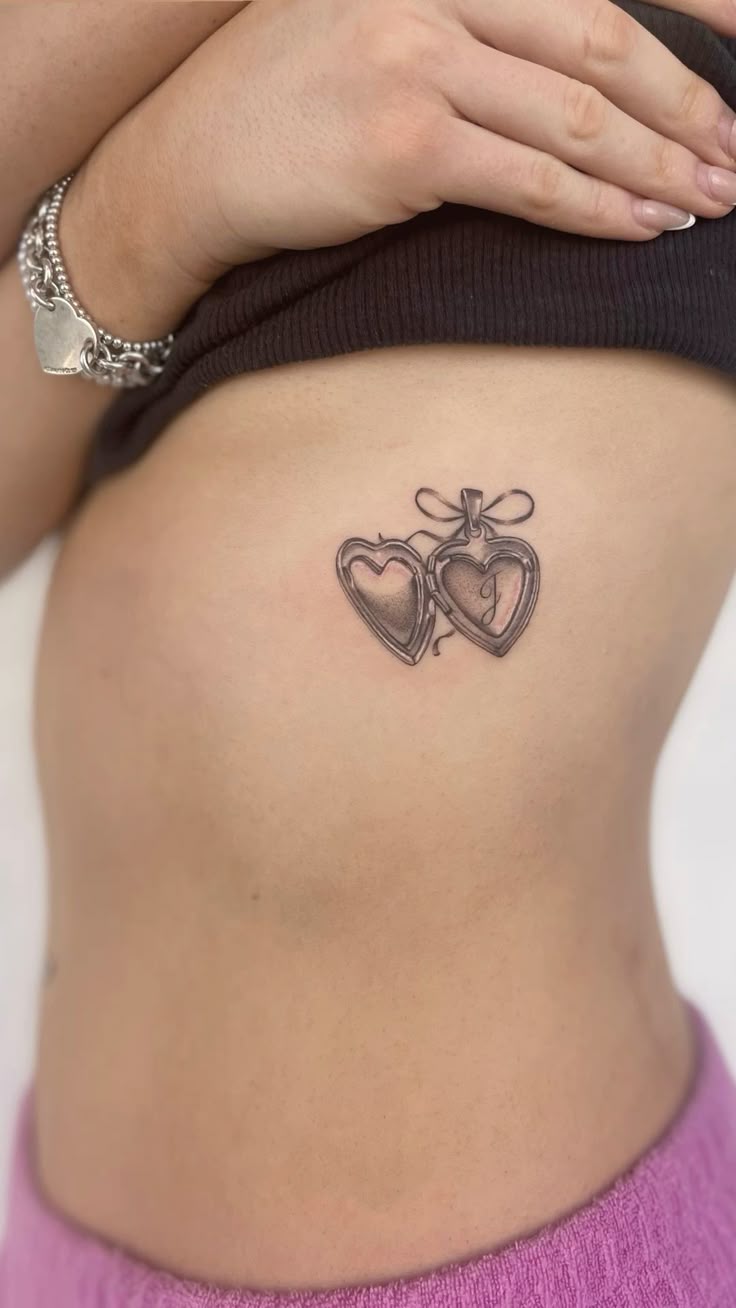 29 Rib Tattoo Ideas for Women and Guys Unique Designs