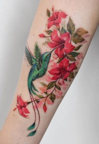 Discover 18 Stunning Hibiscus Tattoo Designs for Women – Bold, Beautiful & Trendy in
