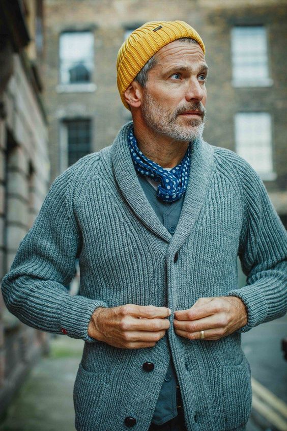 Elevate Your Style: Discover 20 Chic Men’s Outfits with Scarves for – Trendy and Timeless Looks
