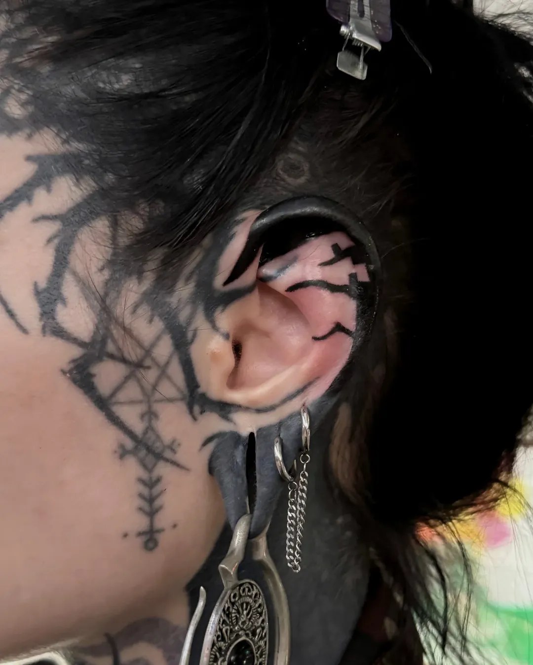 28 Ear Tattoo Ideas for Women and Men with Piercings Inner, Behind, Side, Fine Line, Flowers, Mandala, Moon, Rose, Cross, Stars, Spider Web