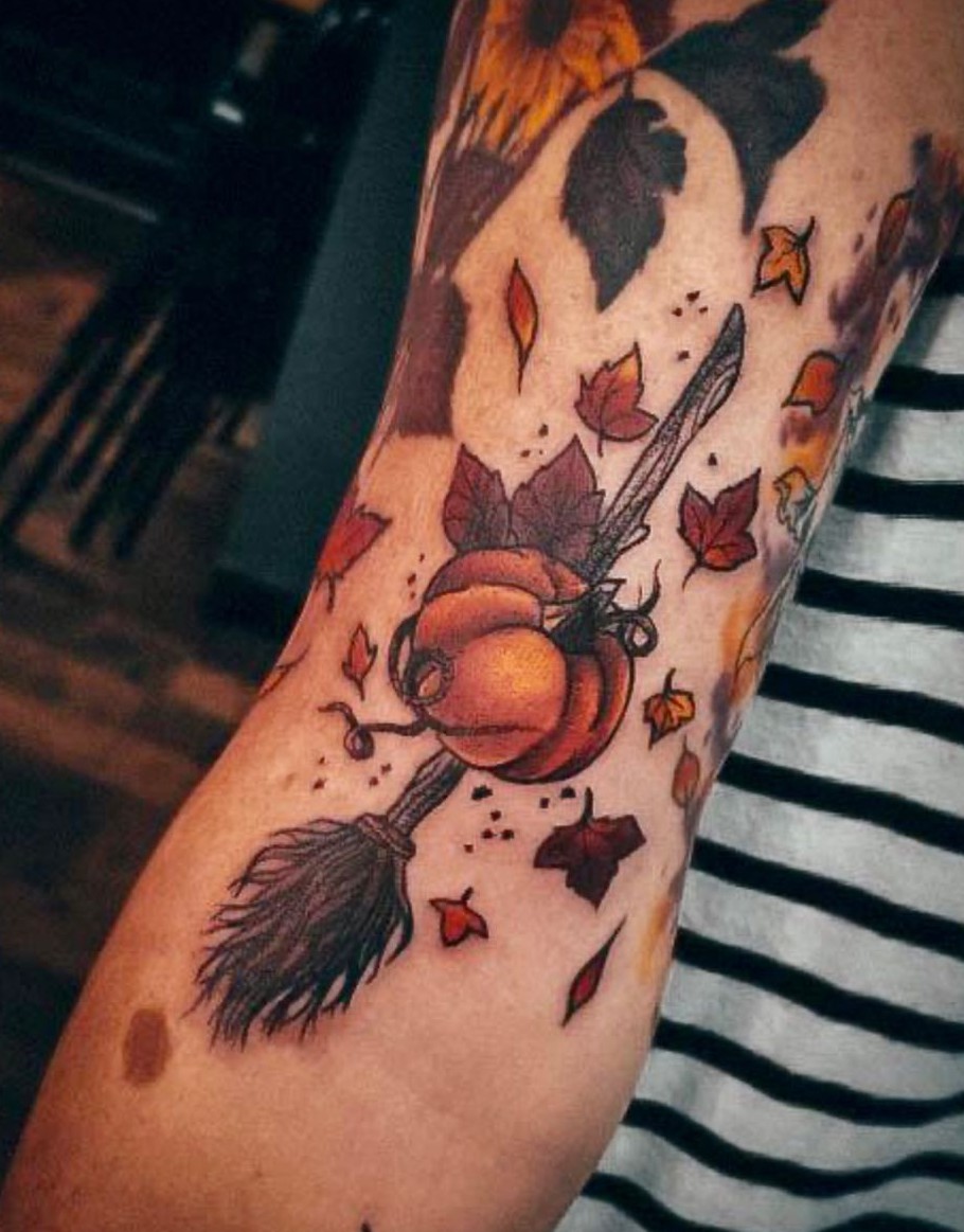 Fall Tattoo 26 Ideas for Women and Men Sleeve Art, Fine Line and Halloween Ink