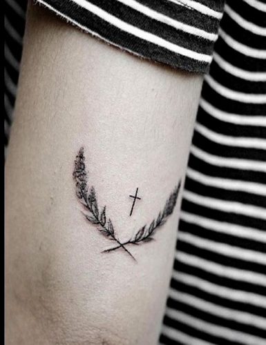 22 Small Colorful Tattoos Ideas