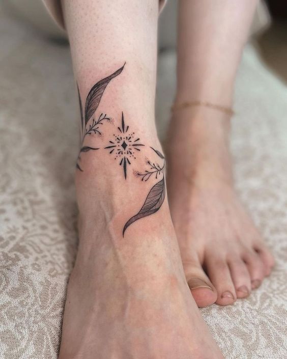 25 Unique Leg Tattoo Ideas for Women: Creativity and Personal Expression