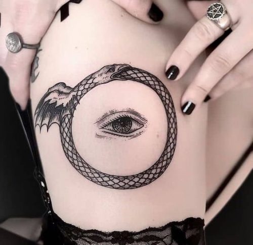 23 Snake Tattoos on Thigh Ideas for Alluring Art