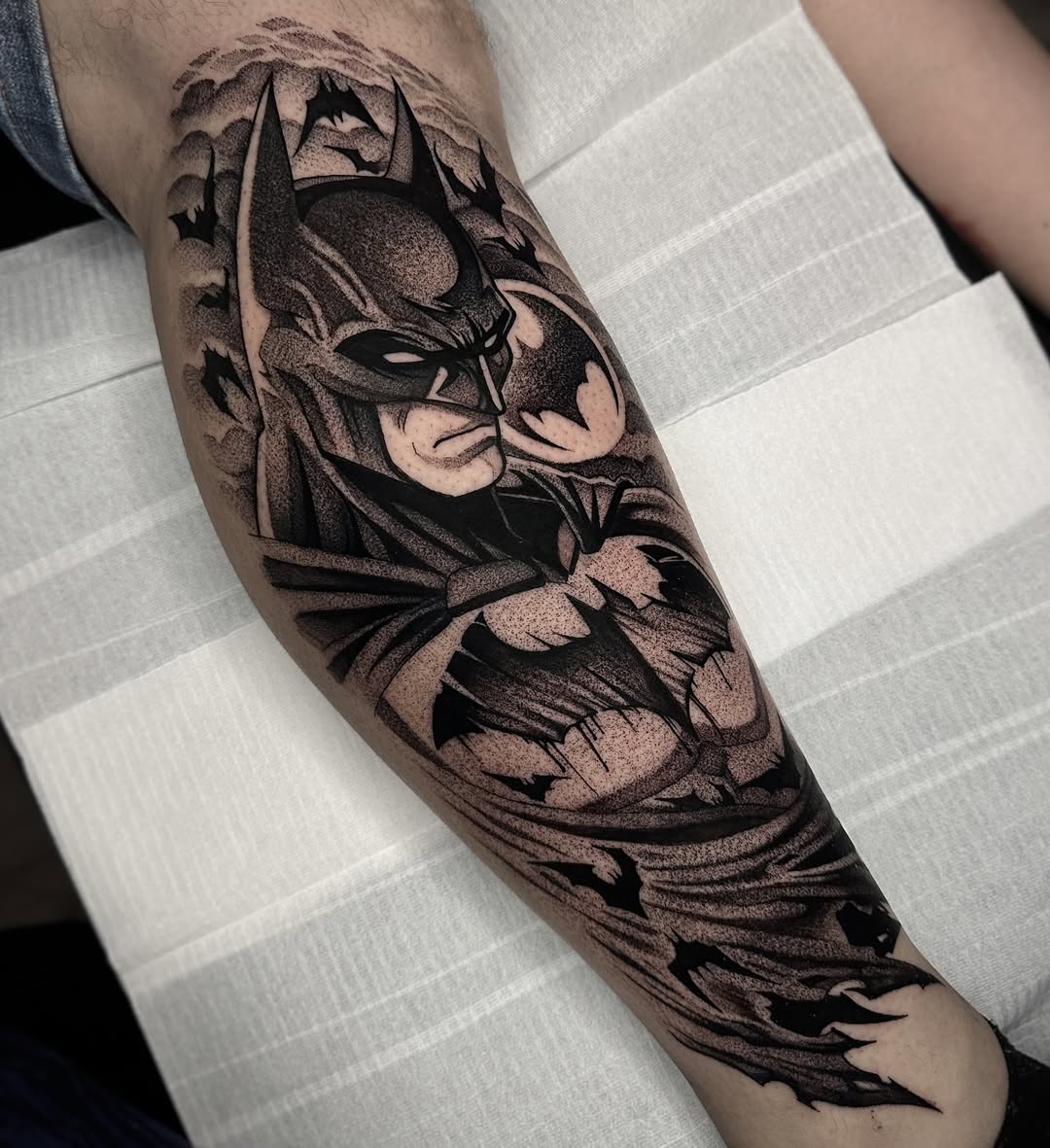 30 Batman Tattoo Ideas: From Minimalist Logos to Gritty Portraits