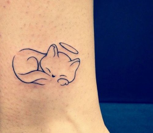 23 Minimalist Cat Tattoo Ideas