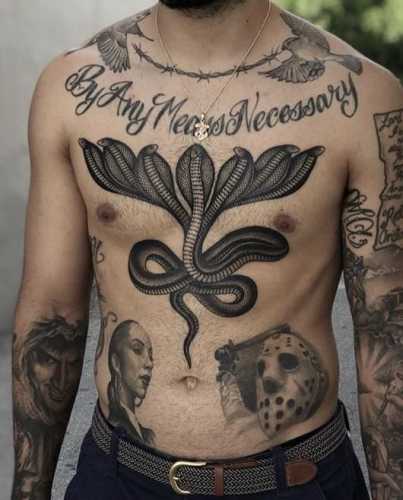 18 Snake Tattoos on Chest Ideas