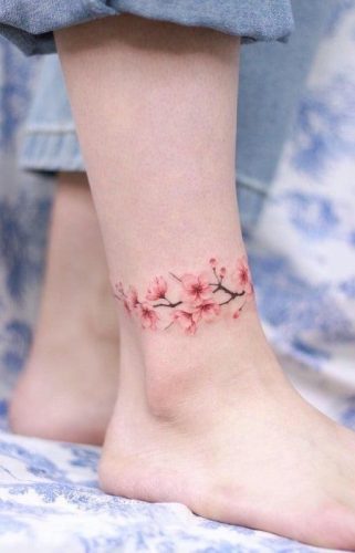 18 Unique Flower Ankle Tattoo Ideas: Stunning Designs for Nature Lovers