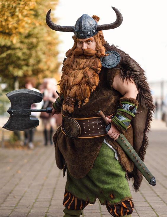 23 Halloween Outfits Ideas for Men in | Unique, Funny, and Scary Costumes | Easy DIY Ideas