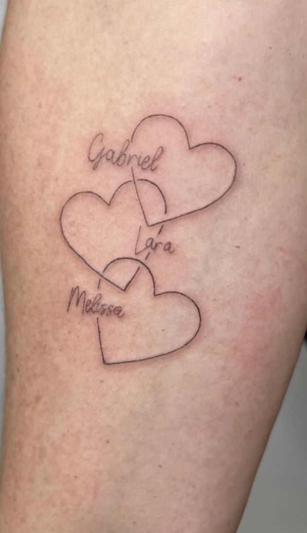 28 Kids Name Tattoo Ideas for Mothers: Unique Designs with Birth Dates, Matching Symbols