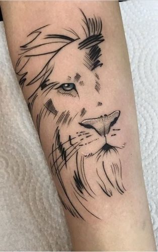 Keep it Simple: 27 Elegant Lion Tattoo Designs