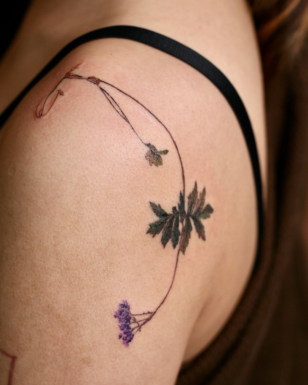 29 Wildflower Tattoo Ideas: Dainty Fine Line, Arm Sleeves, Ankle Wraps, Minimalist Shoulder Designs