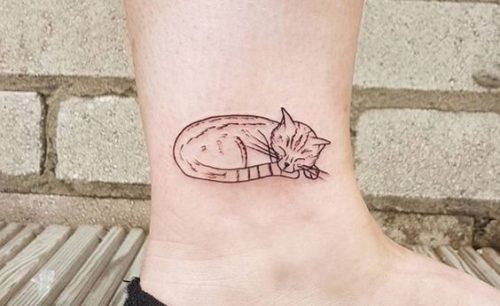17 Line Art Cat Tattoo Ideas