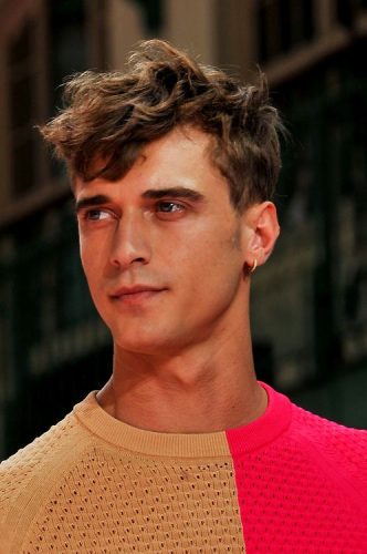 Stylish Guide: 19 Trendy Short Haircuts for Men Embrace Your Style