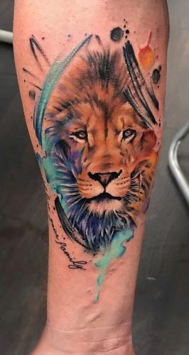 19 Cover Up with a Lion Tattoo: Transform and Renew