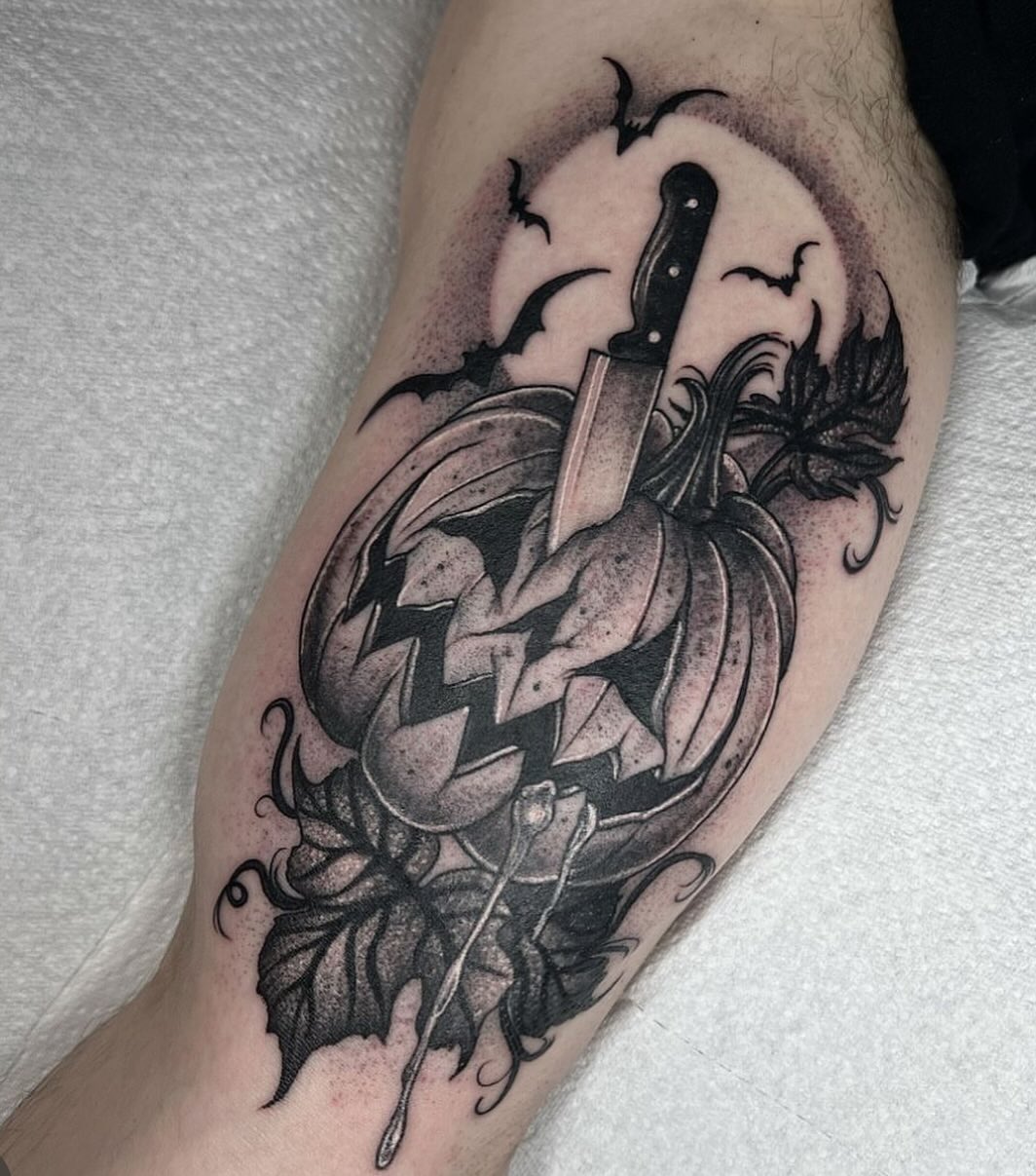 28 Pumpkin Tattoo Ideas Cute, Scary, Flash & Traditional Designs