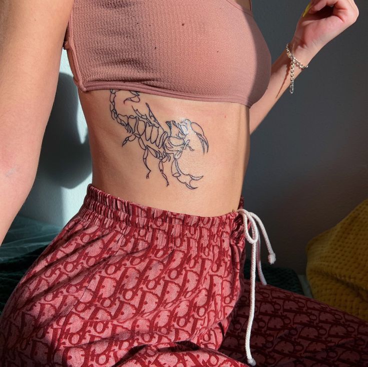 29 Rib Tattoo Ideas for Women and Guys Unique Designs