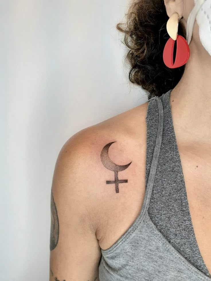 Explore 26 Lilith Tattoo Ideas for : Dark Aesthetic, Black Moon Symbols, Realistic & Blackwork Designs