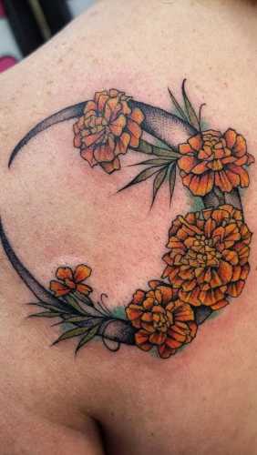 20 Moon Flower Tattoo Ideas: Graceful and Mystical Floral Designs