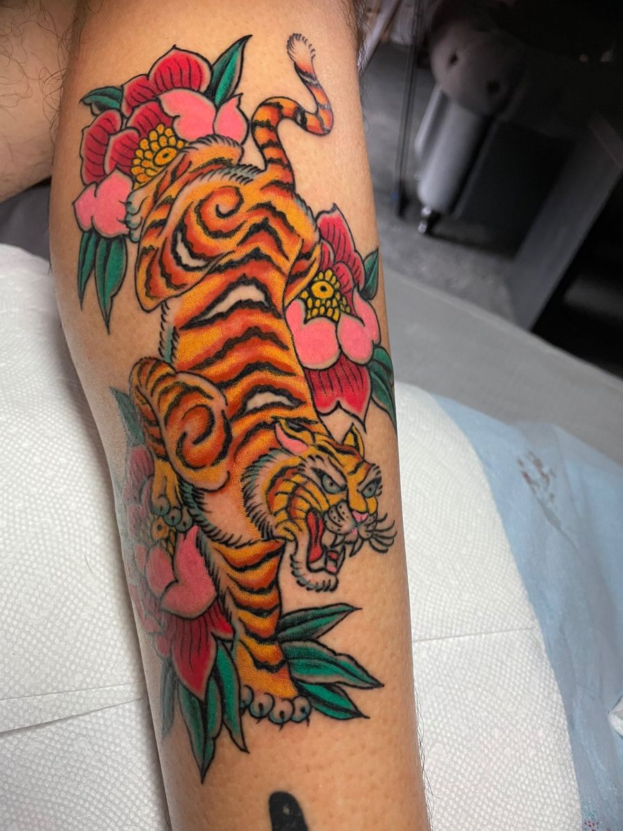 Japanese Tiger Tattoos Traditional Designs, Sleeves, Chest & Arm Ideas