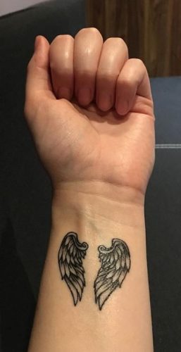 22 Minimalist Christian Tattoo Ideas