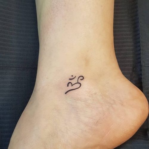 22 Small Colorful Tattoos Ideas